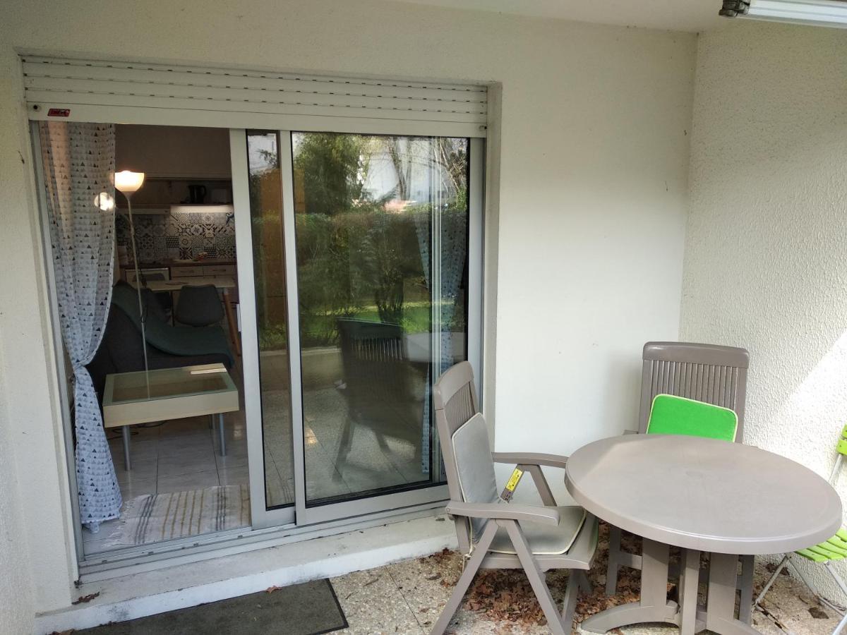 Résidence Le Vallon à 180 m de la plage Saint-Georges-de-Didonne Extérieur photo